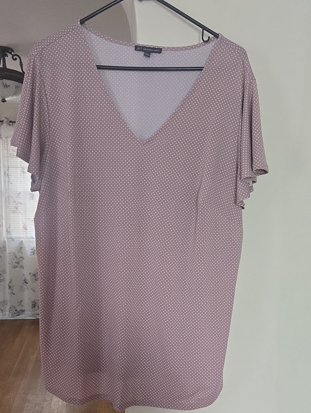 Ellen Tracy Dusty Mauve Polka Dot V-Neck Flutter Sleeve Tunic